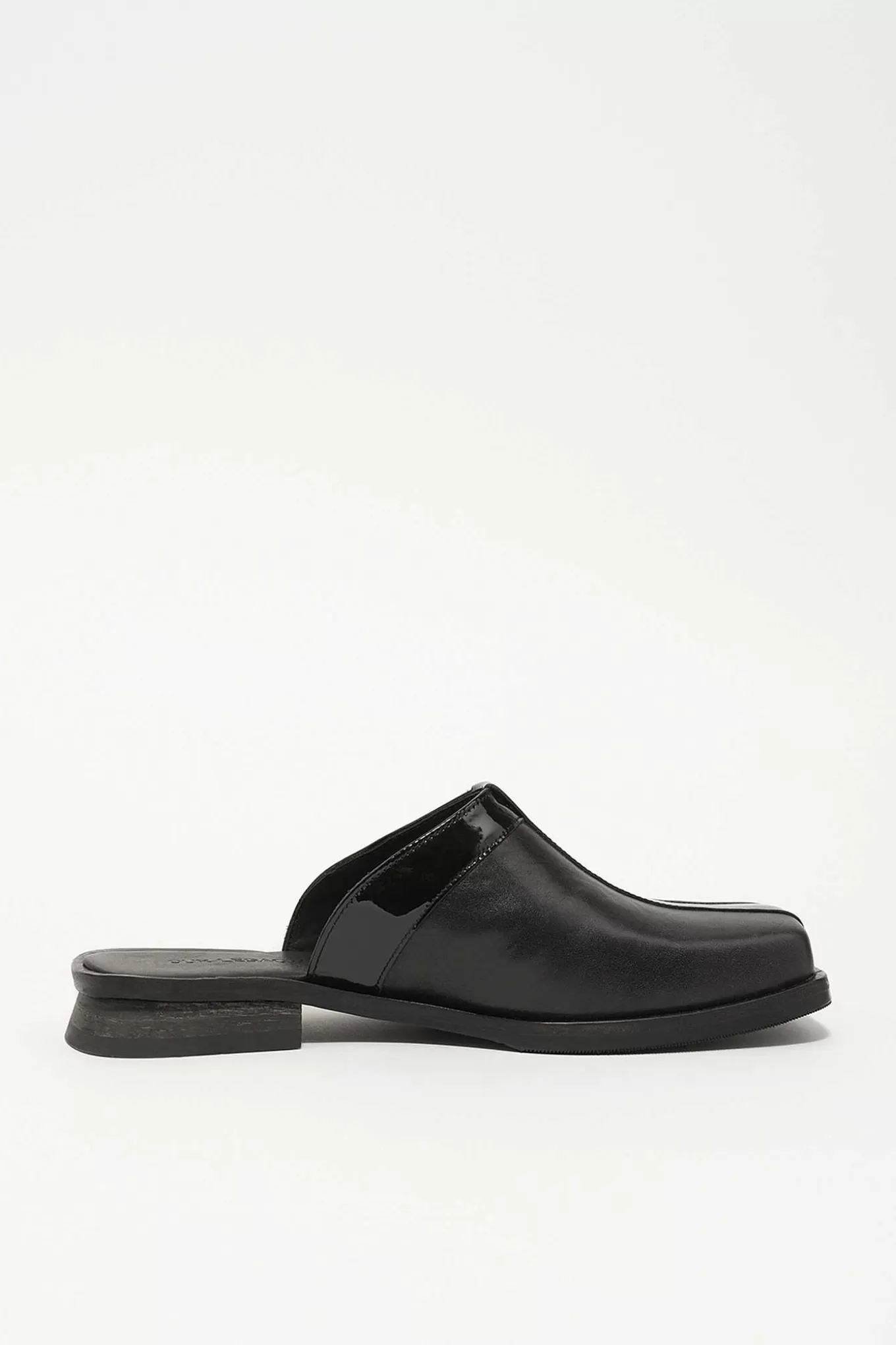 Our Legacy Mulor | Blunt Mule Top Fargat Svart Läder